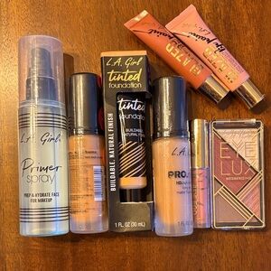 LA Girl Makeup Set – Pink, Peach & Gold Accents